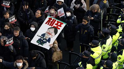 Suspenden la detención del presidente de Corea del Sur ante la obstrucción de su servicio de seguridad