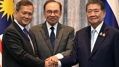 Tailandia y Camboya acuerdan un alto el fuego inmediato tras cinco días de enfrentamientos