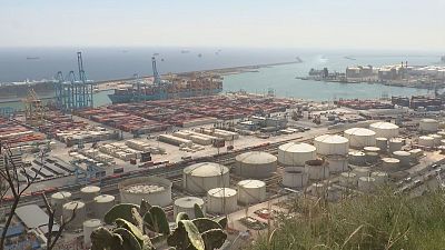Les mercaderies s'acumulen a Portbou i al Port de Barcelona