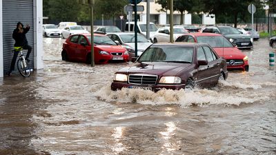 La Aemet avisa de lluvias torrenciales en Almería y mantiene la alerta naranja en Comunidad Valenciana, Cataluña y Murcia