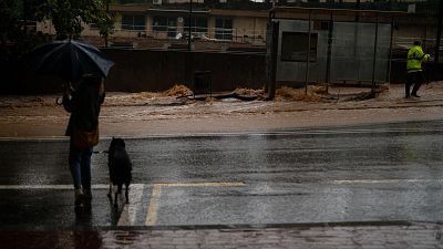 El tiempo hoy 6 de octubre en España: inestabilidad por la dana del noroeste y lluvias en casi todo el país