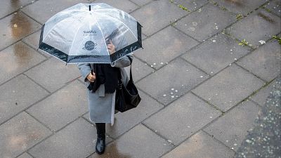 El tiempo hoy 6 de enero en España: un frente frío pone en alerta a más de diez comunidades por viento, olas y lluvia