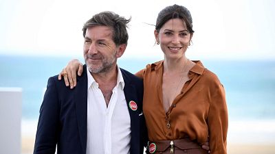 'Los tigres': Antonio de la Torre y Bárbara Lennie triunfan buceando en los cuidados fraternales