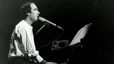 LLUÍS LLACH, 'Que tinguem sort' - Simfonola - Simfonola | Veure