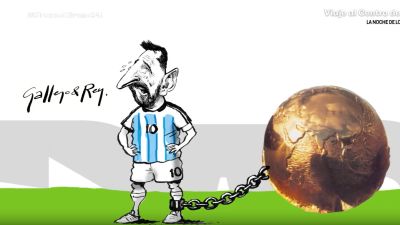 Caricatura de Lionel Messi con el número 10, atado a un globo terráqueo dorado, con expresión de tristeza. Firma: Gallego & Rey.