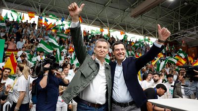 Alberto Núñez Feijóo y Junama Moreno Alberto Núñez Feijóo y Junama Moreno