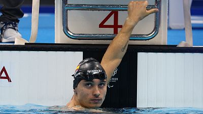 Iñigo Llopis y Marta Fernández logran sendas medallas de plata en 100 m espalda y 50 m mariposa