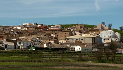 Topares, el pueblo que lucha contra las inmatriculaciones de la Iglesia: "¿No saben cuál es el séptimo mandamiento?"