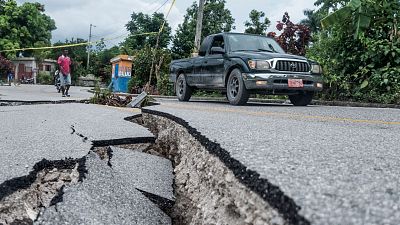 Las fuertes lluvias dificultan la llegada de ayuda a la zona más afectada por el terremoto en Haití