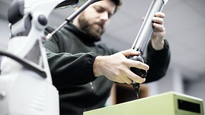 Indaero, dedicada al sector aeronáutico, espacial y médico, está transicionando para trabajar sin jefes