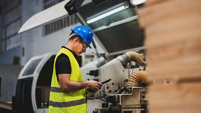 Trabajo confirma que el control de horarios se endurecerá al margen de la reducción de la jornada laboral