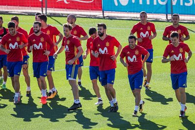 La tranquilidad regresa a la Roja a puerta cerrada