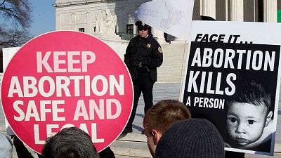 De la devastación al entusiasmo: la posible abolición del aborto divide a las mujeres en Estados Unidos