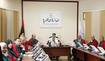 El Supremo de Libia declara inconstitucional al nuevo Parlamento, que rechaza la decisión