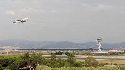 Los tripulantes de cabina de Vueling en España convocan huelgas de noviembre a enero