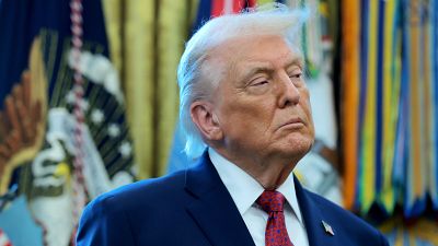 Trump amplía la prohibición total de viaje a siete países y a la Autoridad Palestina