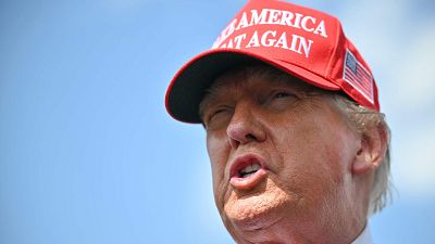 Trump dice que España "siempre ha pagado muy poco" como miembro de la OTAN