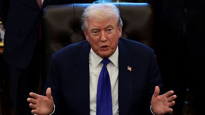 Trump reconoce conversaciones con Irán aunque recuerda la flota que se dirige al país: "Veremos cómo se resuelve"