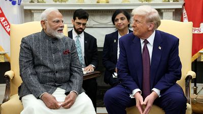 Trump eleva hasta el 50% los aranceles a la India por comprar petróleo a Rusia