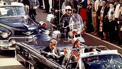 Trump destapa con reservas los archivos inéditos sobre asesinato de Kennedy