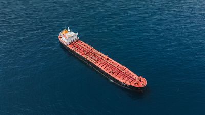 Trump pide una alianza internacional para asegurar la navegación por el estratégico estrecho de Ormuz