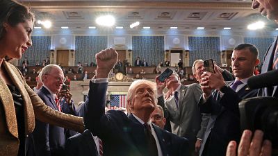 Trump presume de sus controvertidas medidas ante el Congreso | Ver