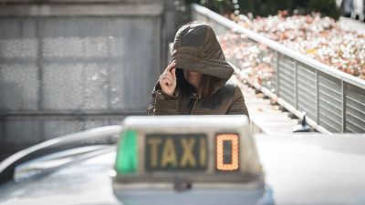 La UCO investiga si la trama de Leire Díez cobró más de 700.000 euros por cinco operaciones con empresas de la SEPI