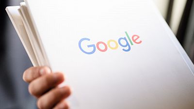 La UE seguirá adelante con su 'tasa Google' a pesar de las amenazas de sanción por parte de EE.UU.