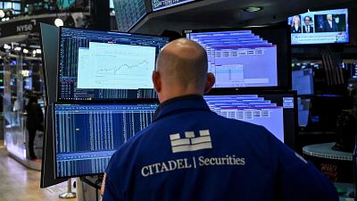 Wall Street se desinfla tras conocerse el alcance de los aranceles a China y el IBEX 35 sube un 4,32%