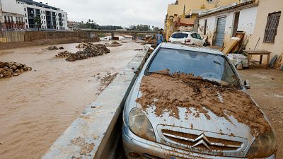 La Universitat de València asegura a la jueza que suspendió las clases por la dana ante los avisos de emergencias