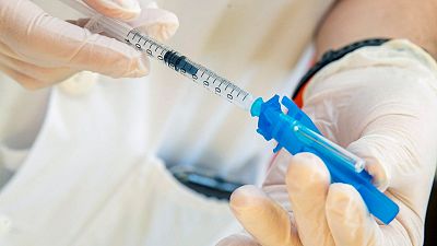 Moderna asegura que su vacuna protege contra las nuevas variantes del coronavirus