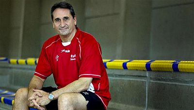 El seleccionador de balonmano, Valero Rivera, ha anunciado hoy la convocatoria para el próximo Campeonato del Mundo que se disputará en España, en la que no hay ninguna novedad salvo la entrada del jugador del Paris Saint Germain Antonio García, que