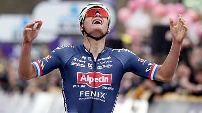 Van der Poel cierra su semana fantástica en las Árdenas flamencas con el Tour de Flandes