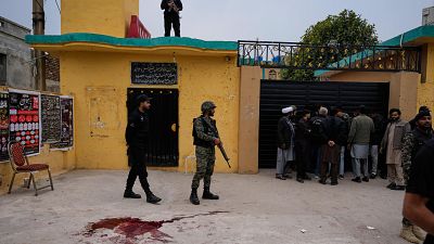 Al menos 31 muertos en un atentado suicida en una mezquita de Islamabad reivindicado por el Estado Islámico