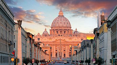 El Vaticano conocía los abusos sexuales de sacerdotes en Pensilvania a través de informes de los obispos, denuncia el fiscal