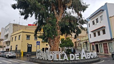 Los vecinos de Granadilla muestran su preocupación: "De confiados a confinados"
