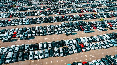 La venta de vehículos supera por primera vez en septiembre los niveles prepandemia gracias a los eléctricos