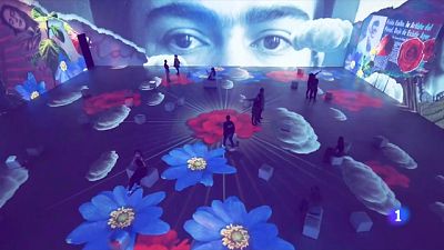 Coneix la vida de Frida Kahlo a través d'una biografia immersiva d'art digital