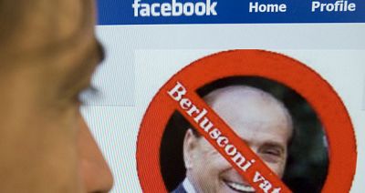 Vigilan en Italia al grupo "Matemos a Berlusconi" de Facebook para cerrarlo