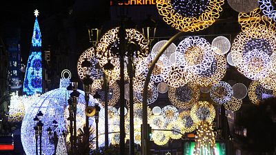 El encendido navideño de Vigo: doce millones de luces led, una noria gigante y nieve artificial