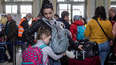 Violencia de género como "arma de guerra": las desigualdades que sufren niñas y mujeres en Ucrania