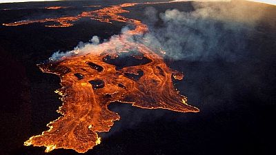 El volcán activo más grande del mundo entra en erupción en Hawái tras 40 años dormido