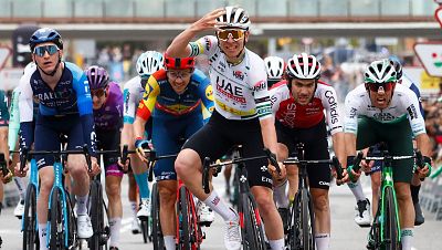 Tadej Pogacar gana en Montjuic y se lleva la Volta a Catalunya 2024 al estilo Eddy Merckx