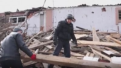 Los voluntarios trabajan en Zhitomer, una ciudad arrasada por las bombas: "Hubo una explosión y ya no queda nada"