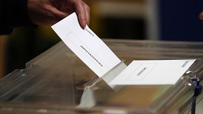 El voto exterior, clave en las elecciones del 18F: uno de cada cinco electores reside fuera de Galicia