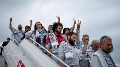 Los activistas de la flotilla detenidos por Israel son deportados a Turquía