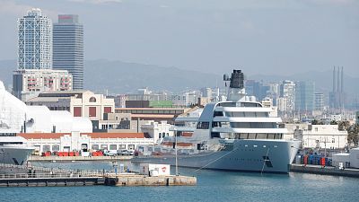 La comunidad internacional persigue a los yates de los oligarcas rusos