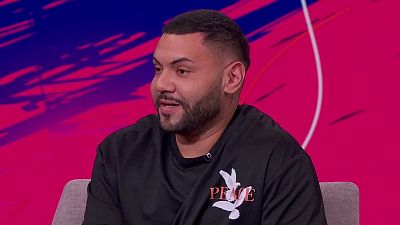 Zac Blanch: "Em podien tallar la cama, però les ales no me les tallarien mai"