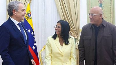 Zapatero visita Venezuela para apoyar la transición: "Tengo una gran confianza en Delcy Rodríguez"