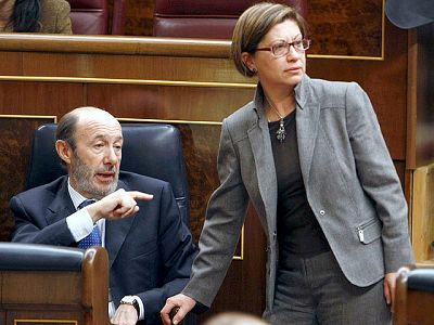 Profunda remodelación del gobierno de Zapatero | Ver